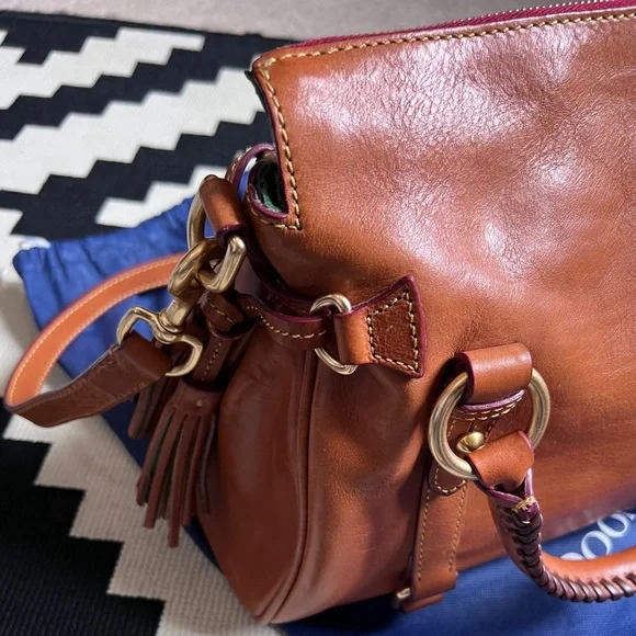 COPY - Dooney and Bourke Sorrento satchel - Picture 6 of 14